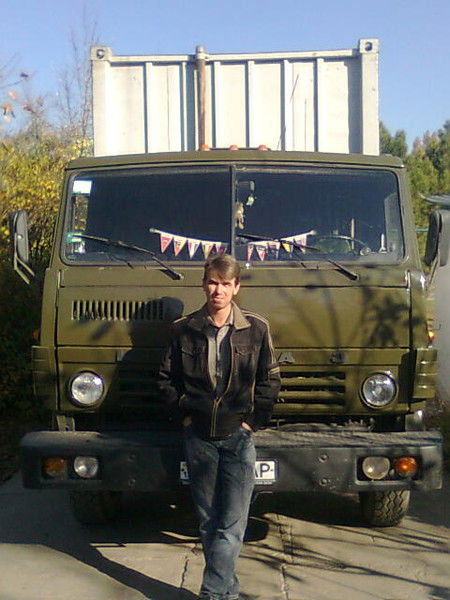 Виктор Каратеев