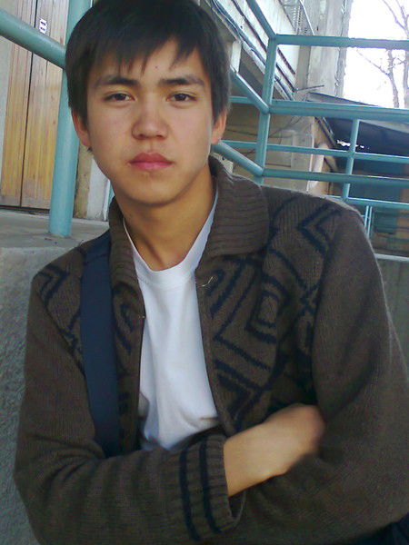 Адилет Талантбеков