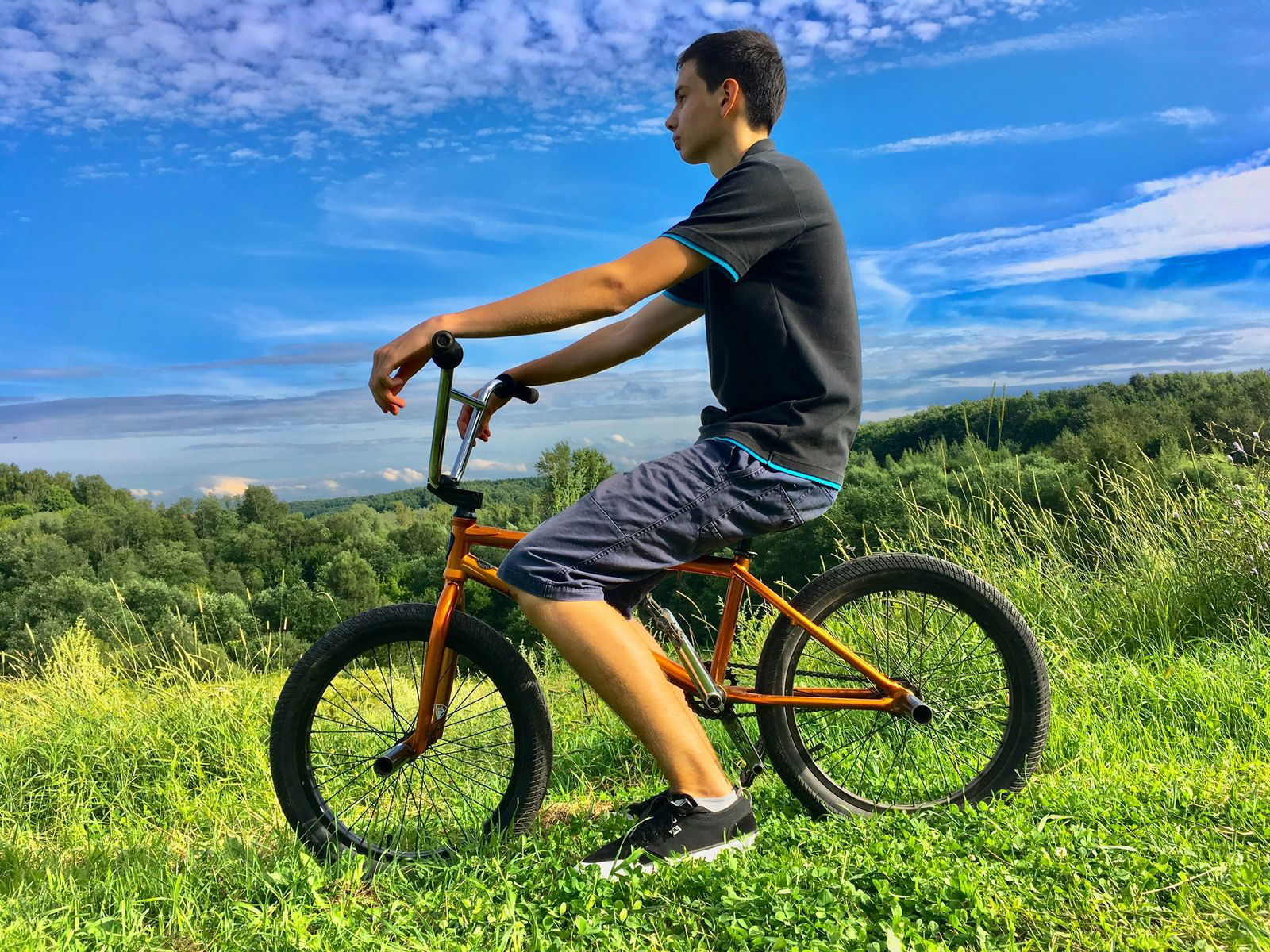 Андрей Асташкин