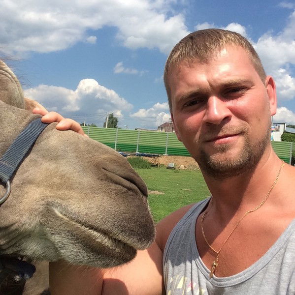 Илья Тишанинов