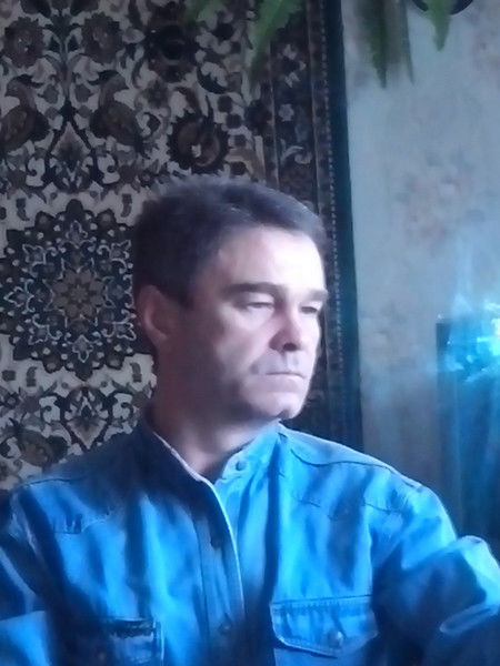 Олег Михайлов