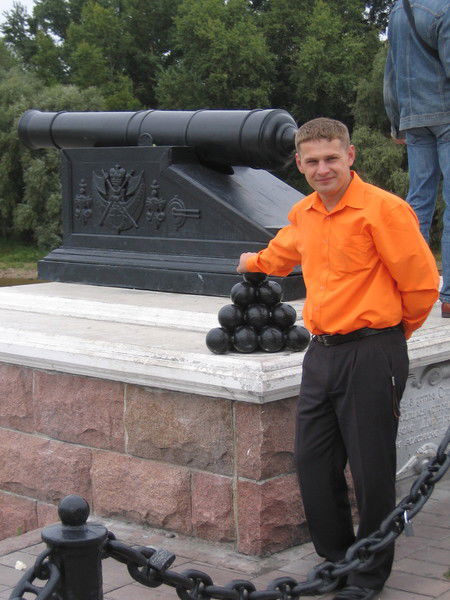 Артём Печулис