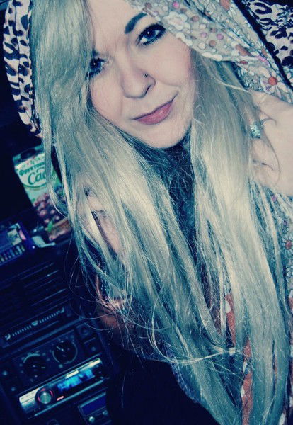 Лена Альянова