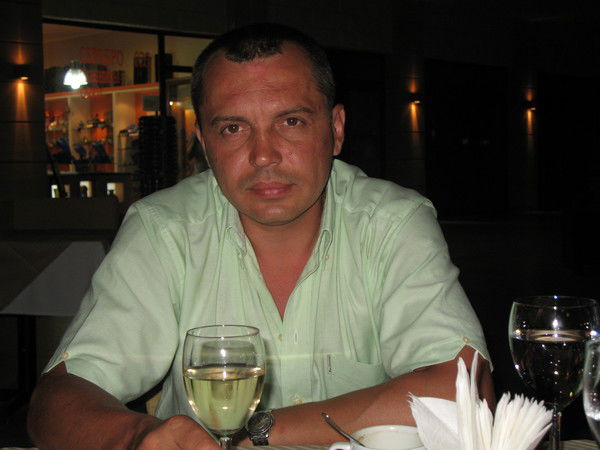 Андрей Лесив