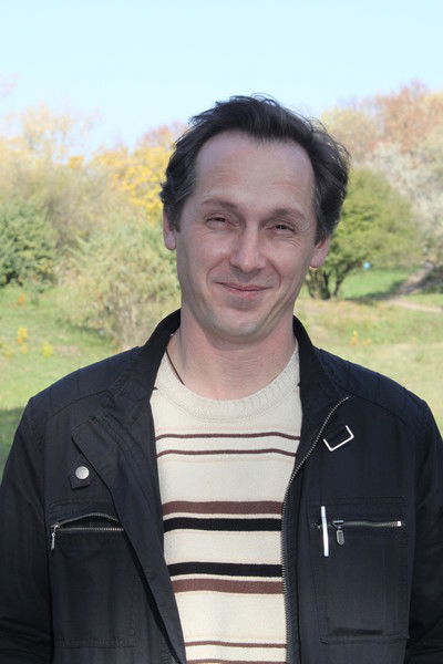 Андрей Комаров