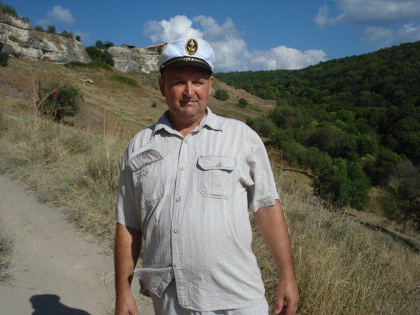 Александр Иванов