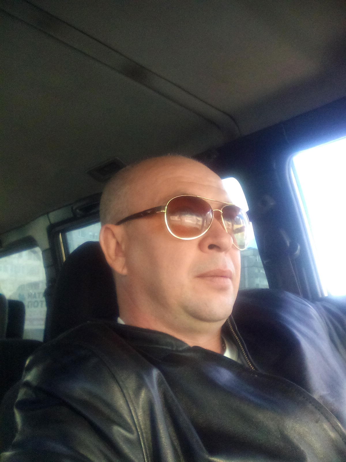 Александр Пузиков