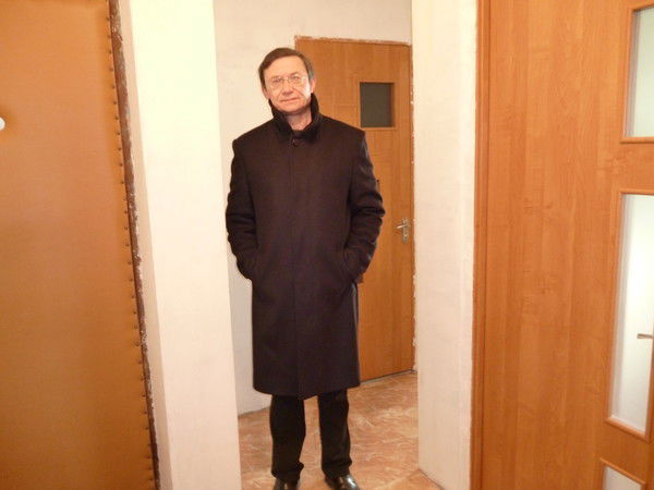 Виктор Кожухарь