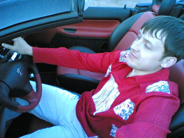 Игорь Емельянов