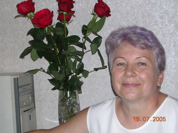 Нина Сухнева