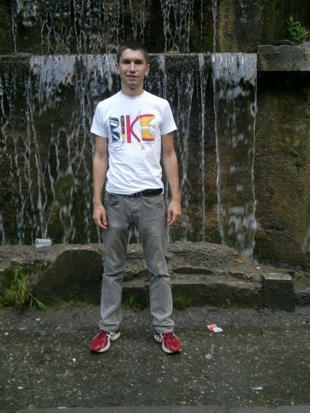 Роман Бестаев