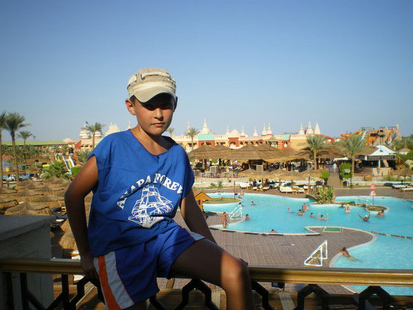 Антонов Антон