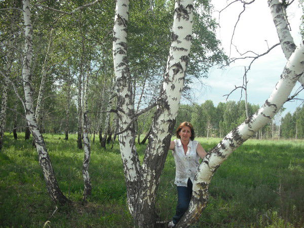 Елена Попова