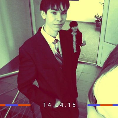 Денис Седельников