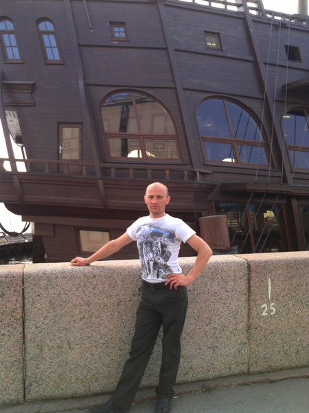 Алексей Вахрушев