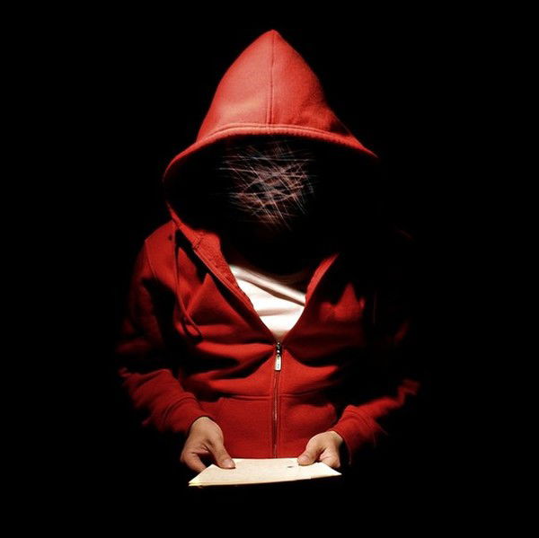 Максим Николаев