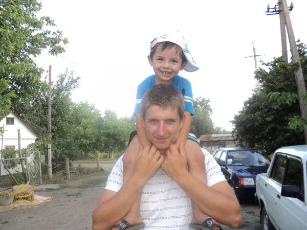 Вова Посторонко