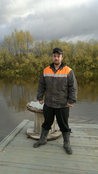 Максим Колотов