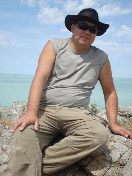 Азат Ашимов