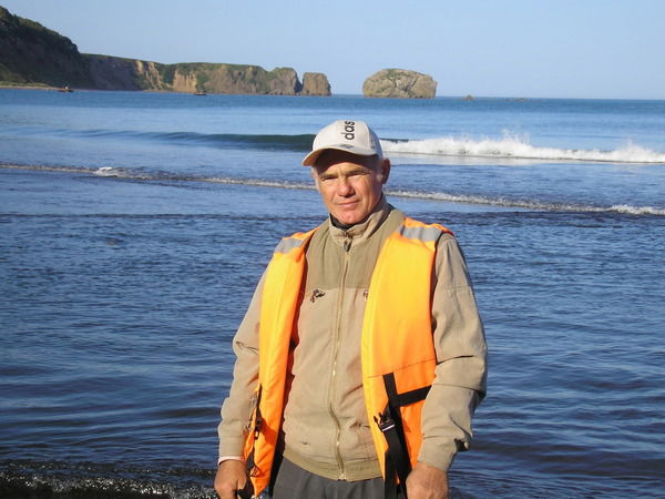 Юрий Иванов