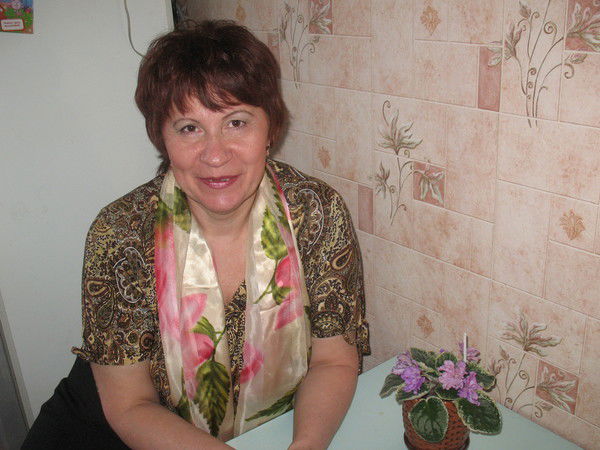 Галина Попова