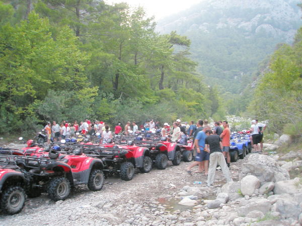 Неизвестно Неизвестно