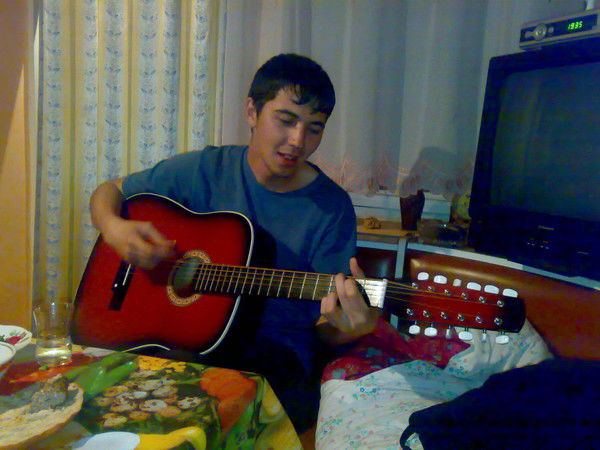 Рустам Рузиев