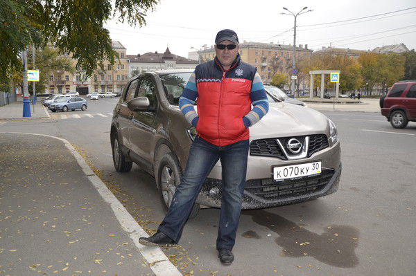 Борис Ларионов