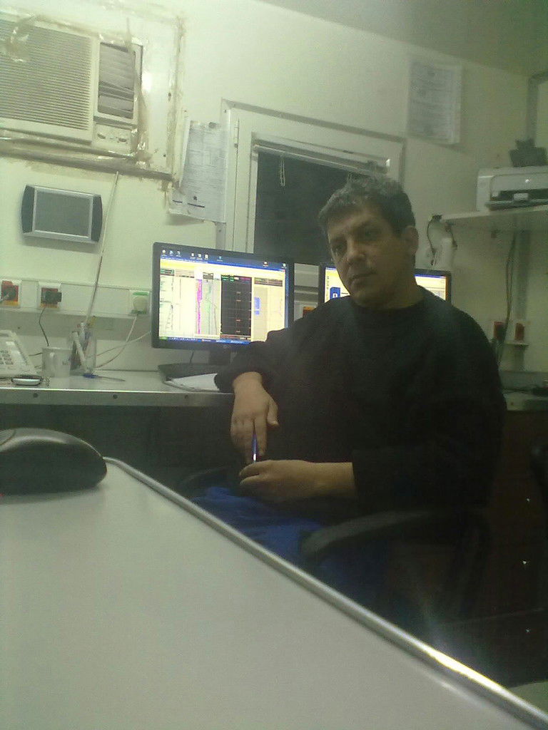 Чары Караев