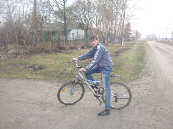 Толян Афанасьев