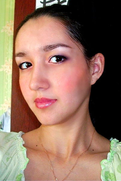 Оля Менглиева