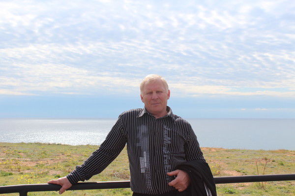 Николай Агапов