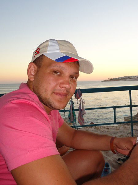 Ренат Летучий