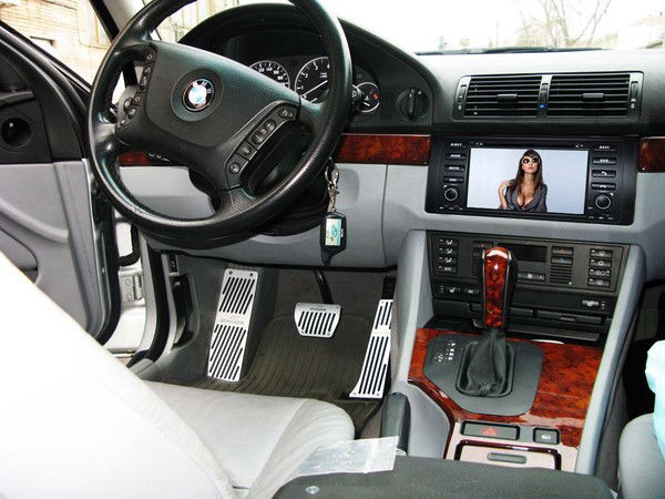 Максим Исаев