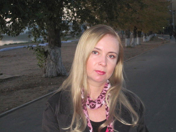 Елена Шолмова