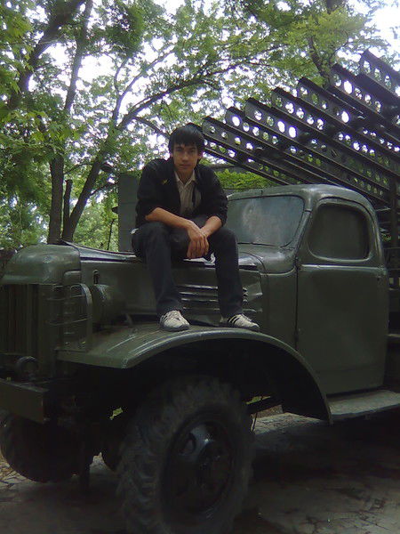 Бабур Аширов