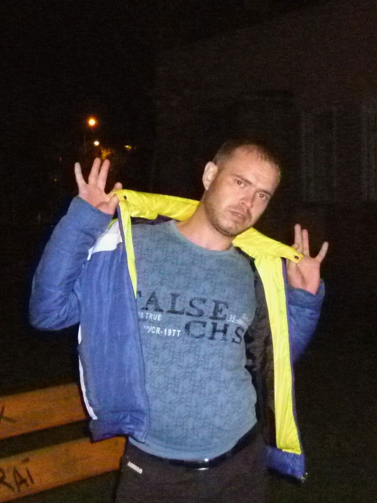 Денис Бурлий