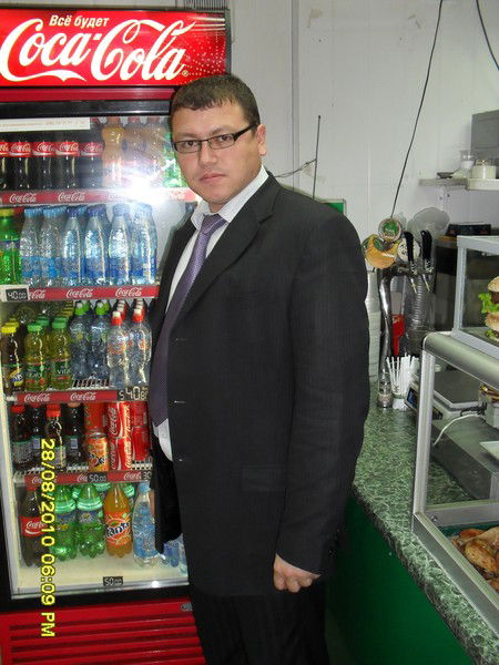 Урал Худойназаров