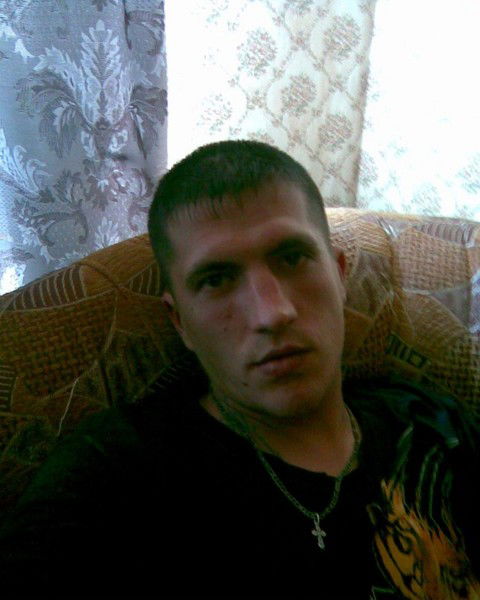 Женя Власов