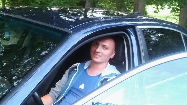 Олег Михайлов