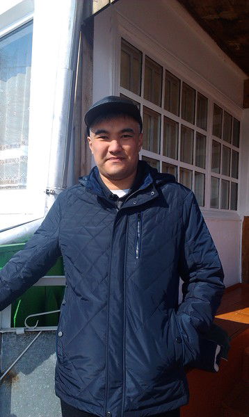 Ануар Мукашев