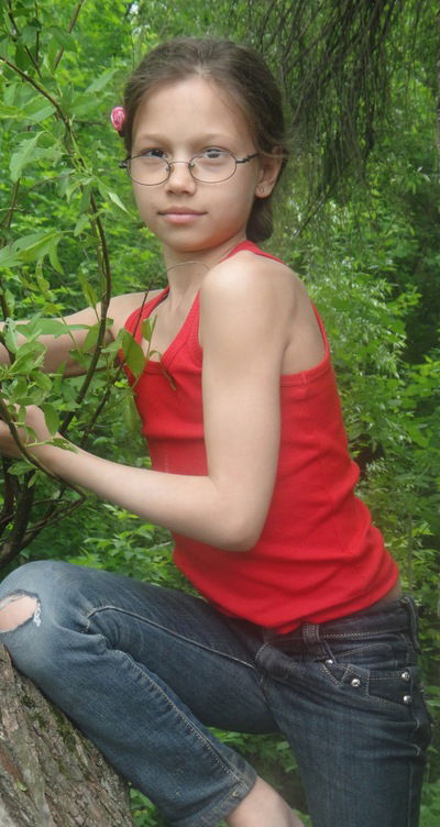 Амели Базило