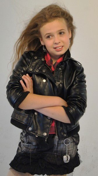 Маша Паротикова