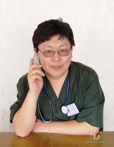 Валерий Емельянов