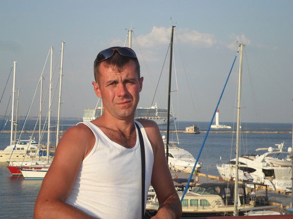 Александр Казарин