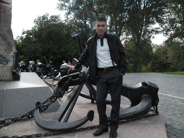 Гарик Холбеков