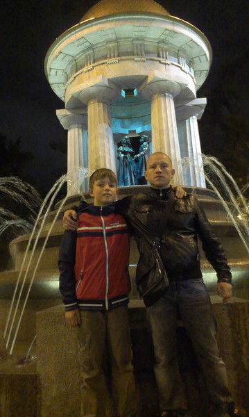 Сергей Тихонов