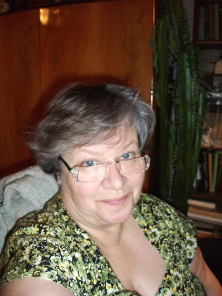 Лариса Вольская