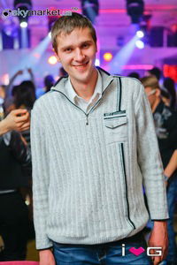 Стас Олейник