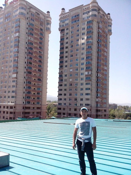 Султан Молдажанов